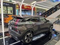 VinFast VF6 2025 xám