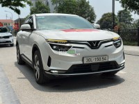 VinFast VF8 Eco 2024 mua pin cũ – 19000 km