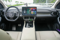 VinFast VF8 bản Plus 2025 mới