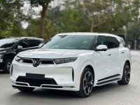 VinFast VF9 bản Plus 2025 mới