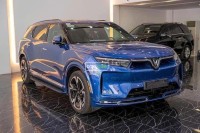 VinFast VF9 2023 mới