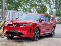 VinFast VF9 Plus 2023 thuê pin CATL mới