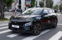 VinFast VF7 Plus 2025 mới