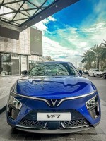VinFast VF7 2025 xanh dương