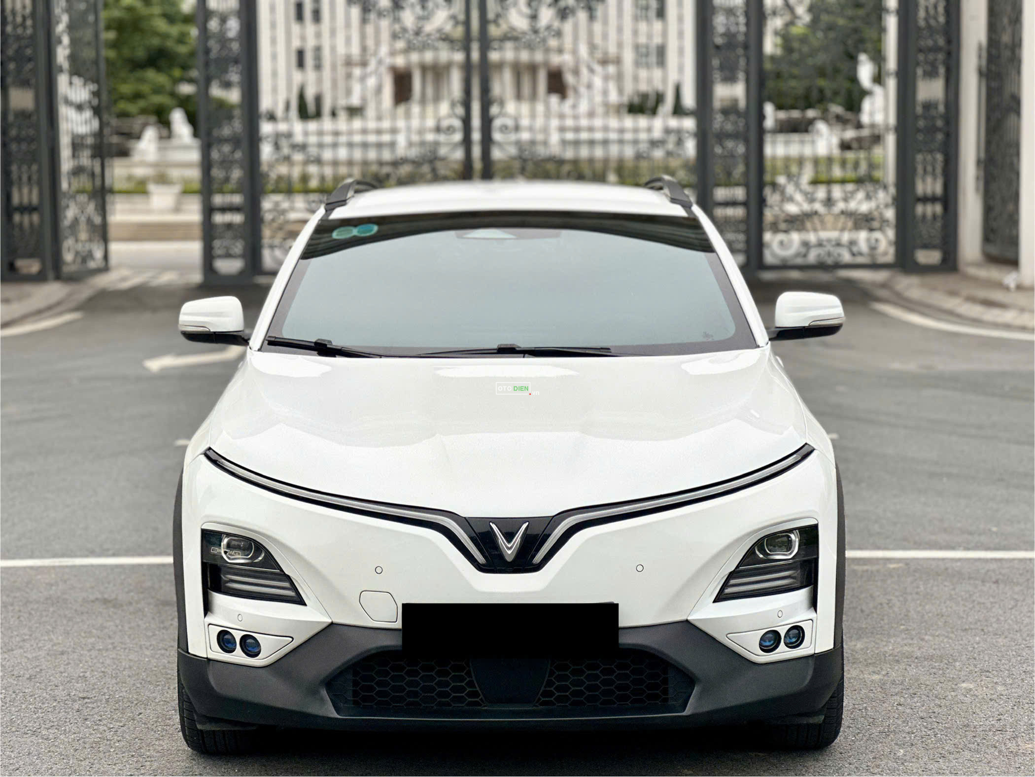 VinFast VF6 2024 Eco - 110000 km1