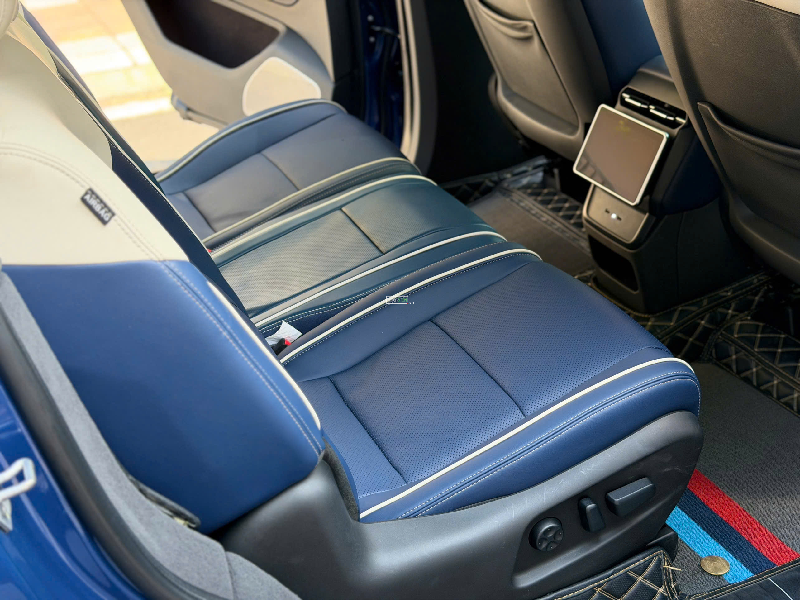 VinFast VF9 2023 Plus - 30000 km3