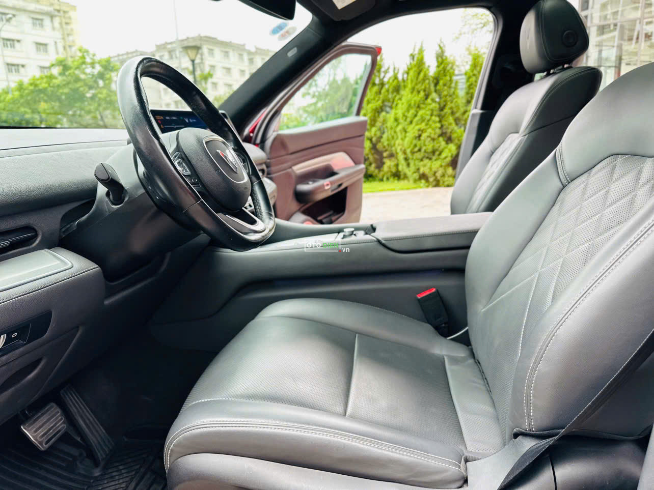 VinFast VF9 2023 Plus - 70000 km3