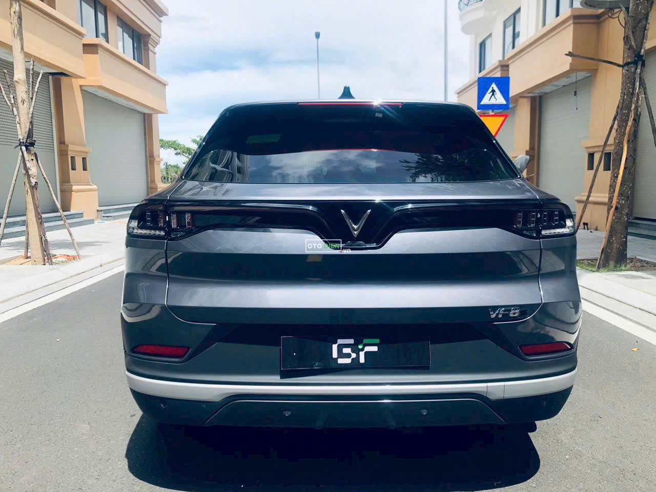 VinFast VF8 2024 Eco - 12000 km3