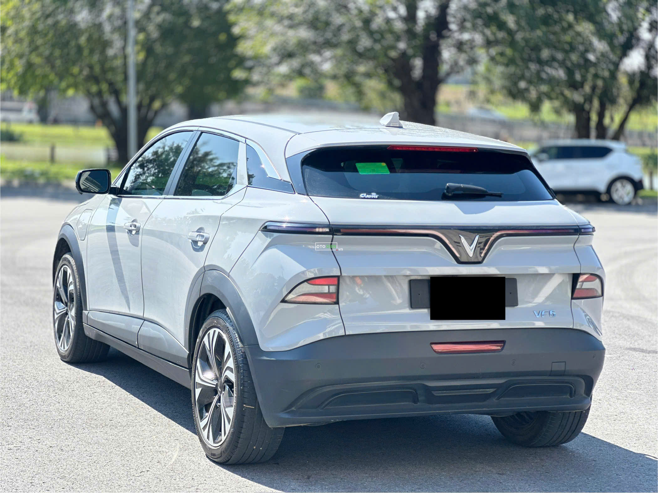 VinFast VF6 2025 Plus - 20000 km1