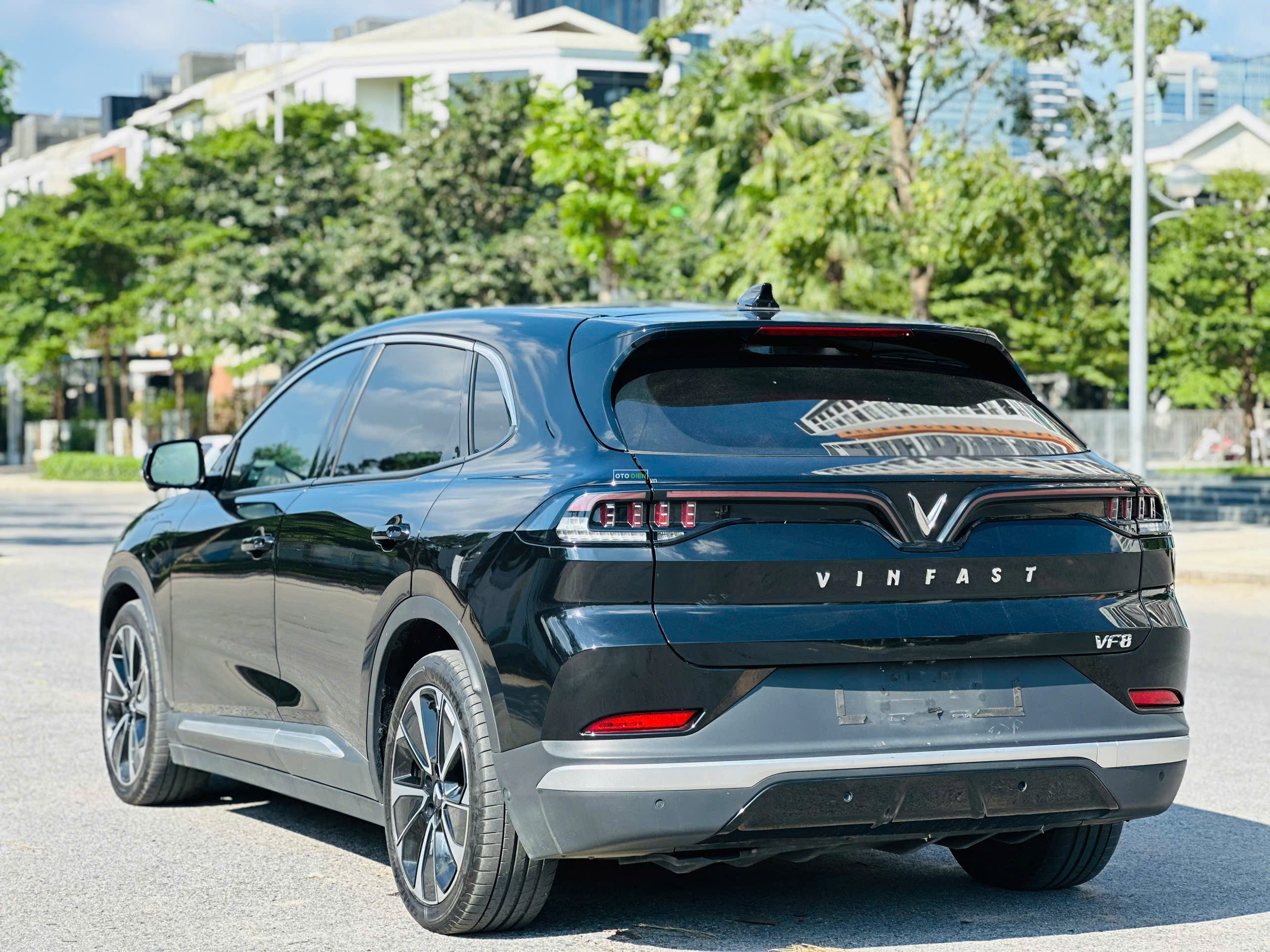 VinFast VF8 2022 Plus - 30000 km10