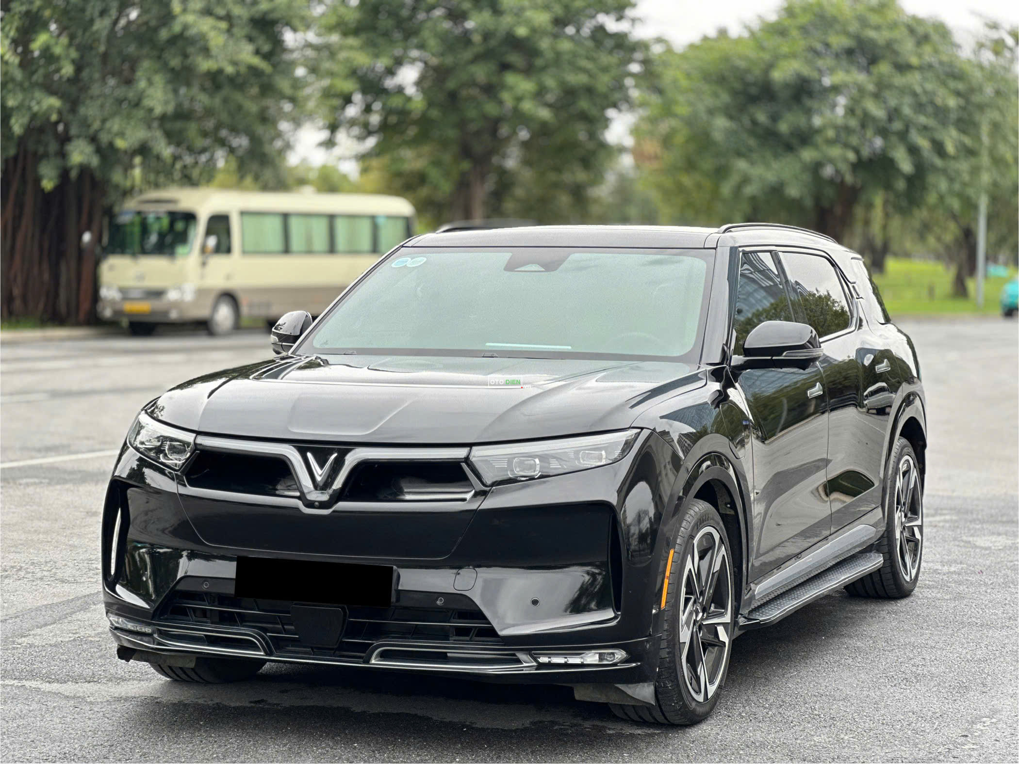 VinFast VF9 2023 Plus - 40000 km6