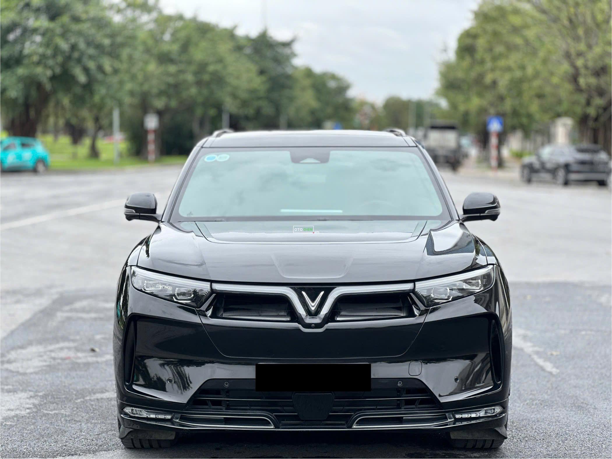 VinFast VF9 2023 Plus - 40000 km3