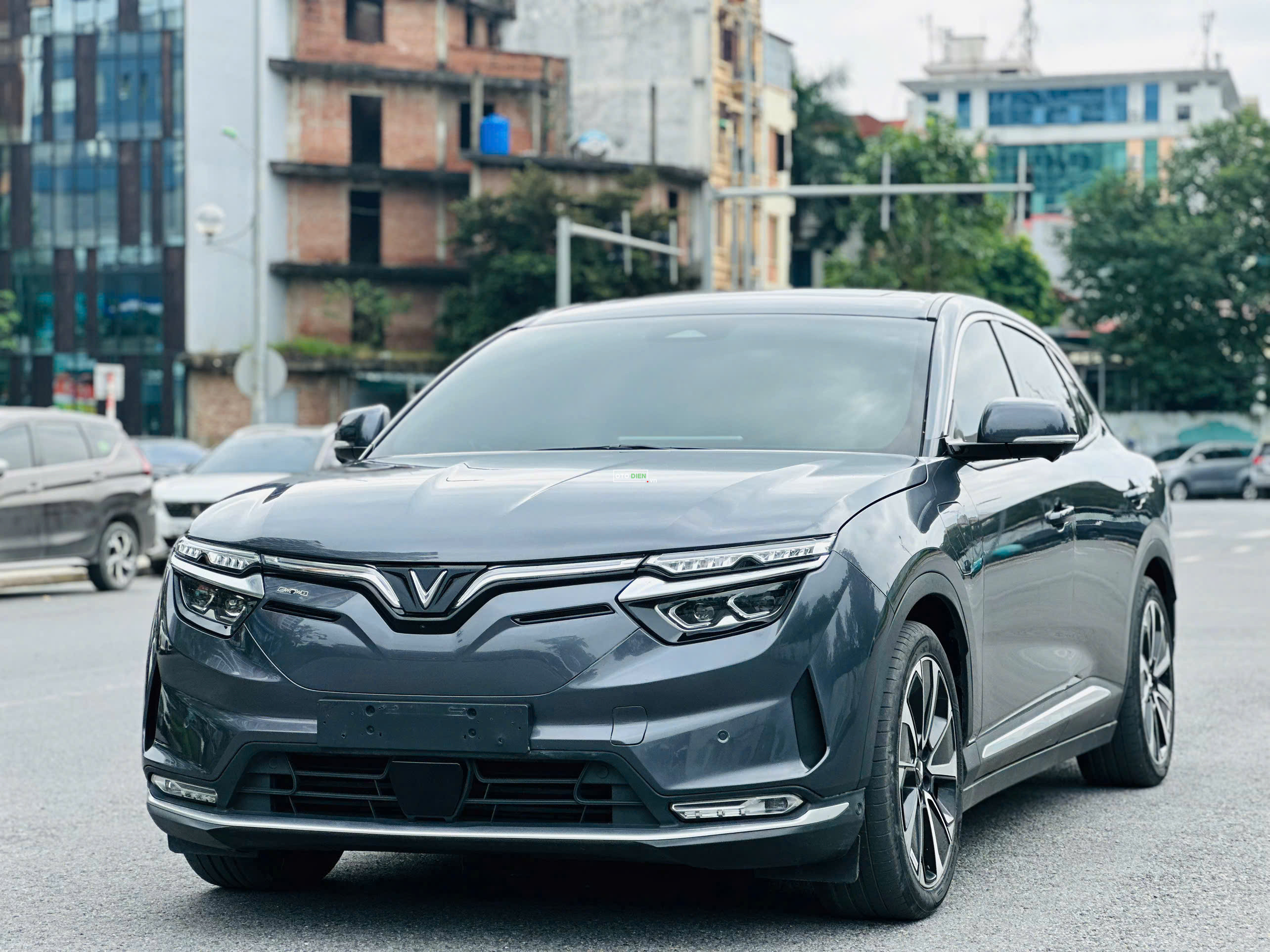 VinFast VF8 2023 Plus - 52000 km1