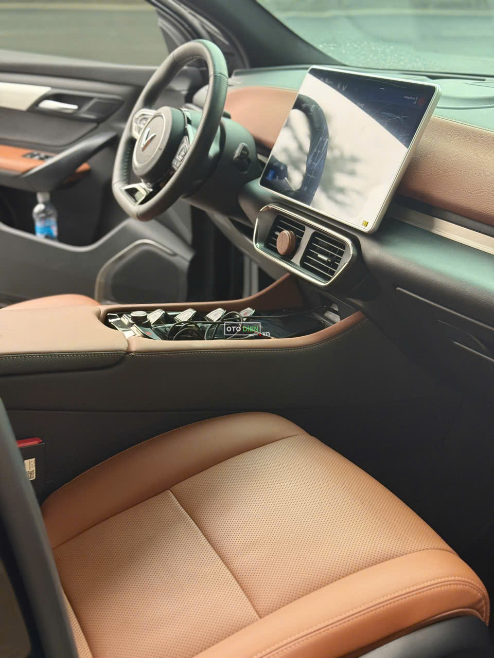 VinFast VF8 Plus 2025 Plus - 20000 km4