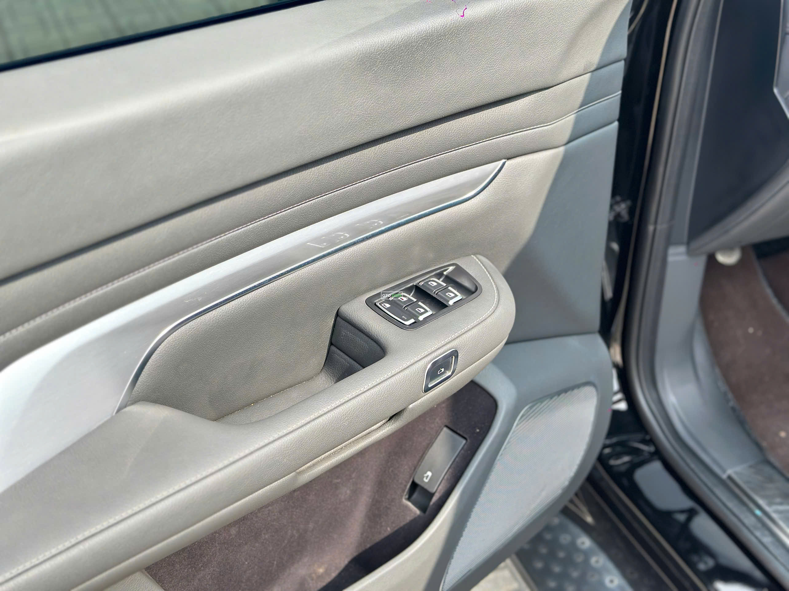 VinFast VF9 2024 Plus - 9000 km8