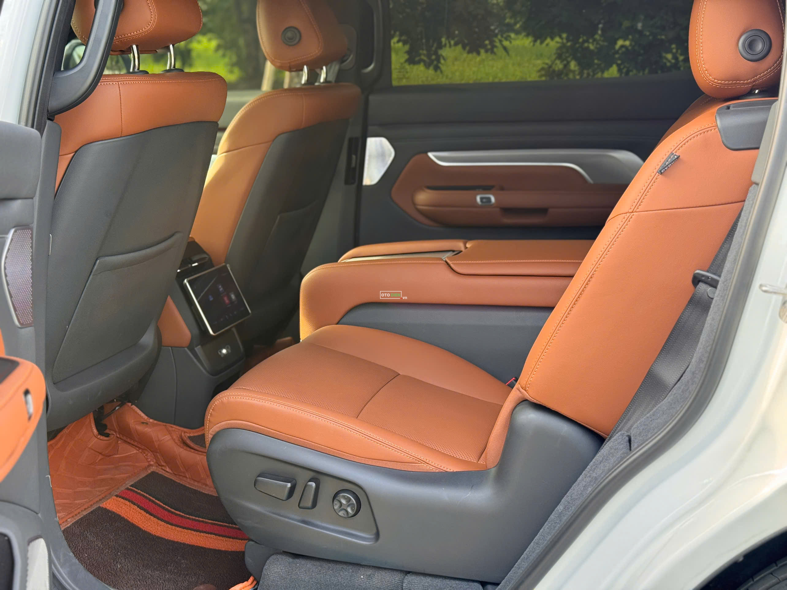 VinFast VF9 2025 Plus - 1500 km7