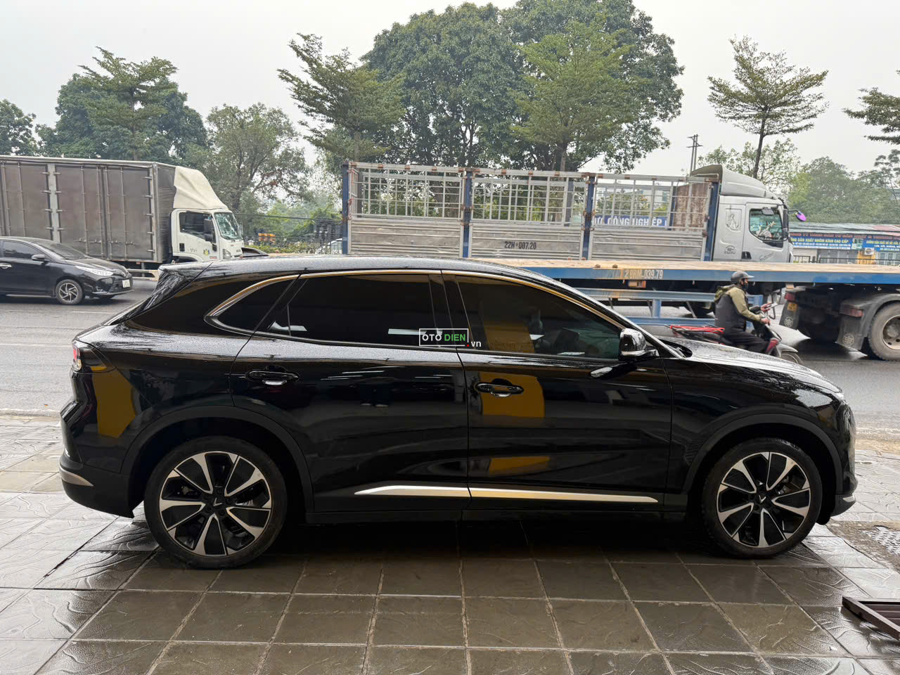 VinFast VF8 Plus 2025 Plus - 20000 km1