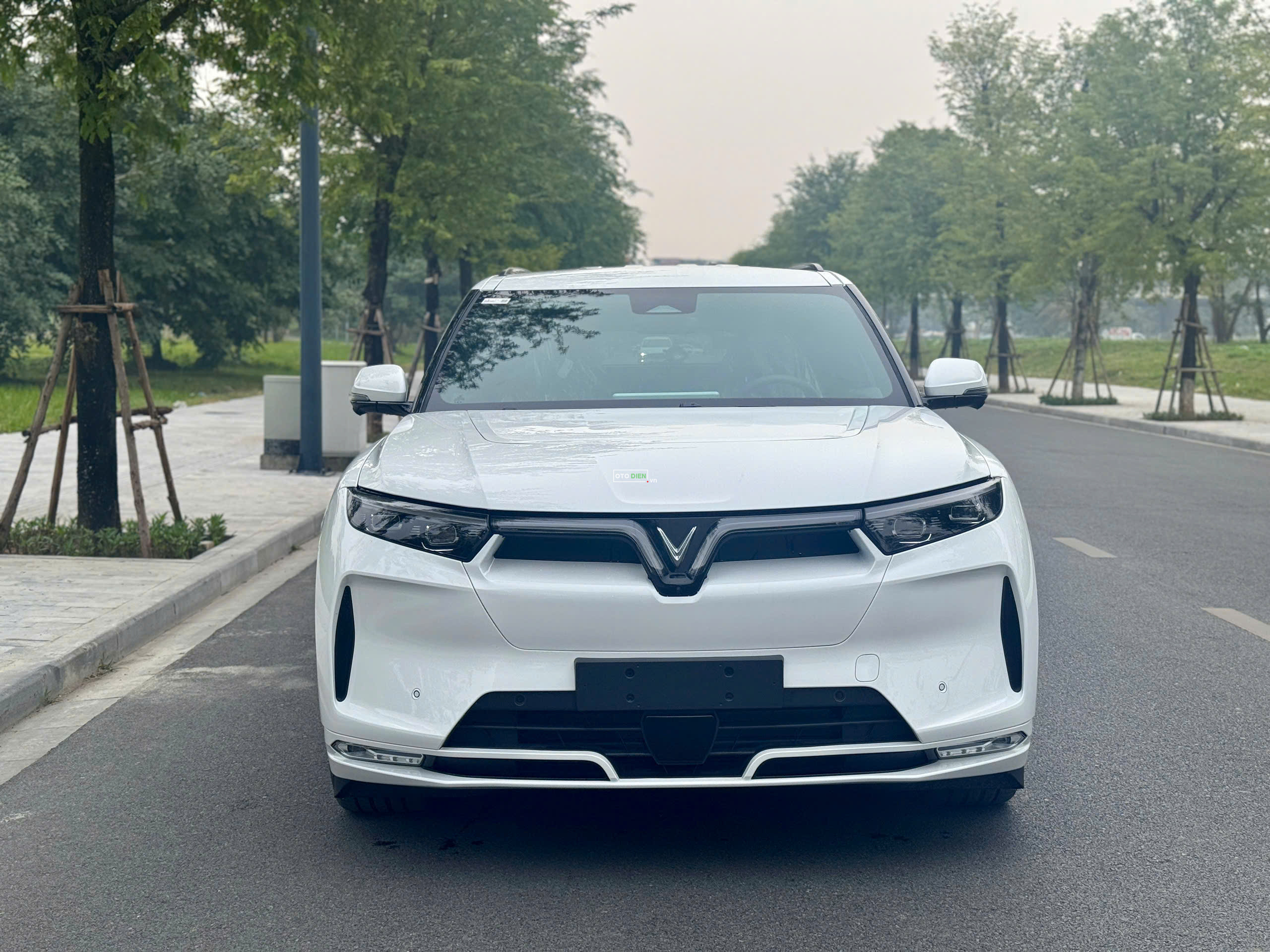 VinFast VF9 2025 Plus - 0 km6