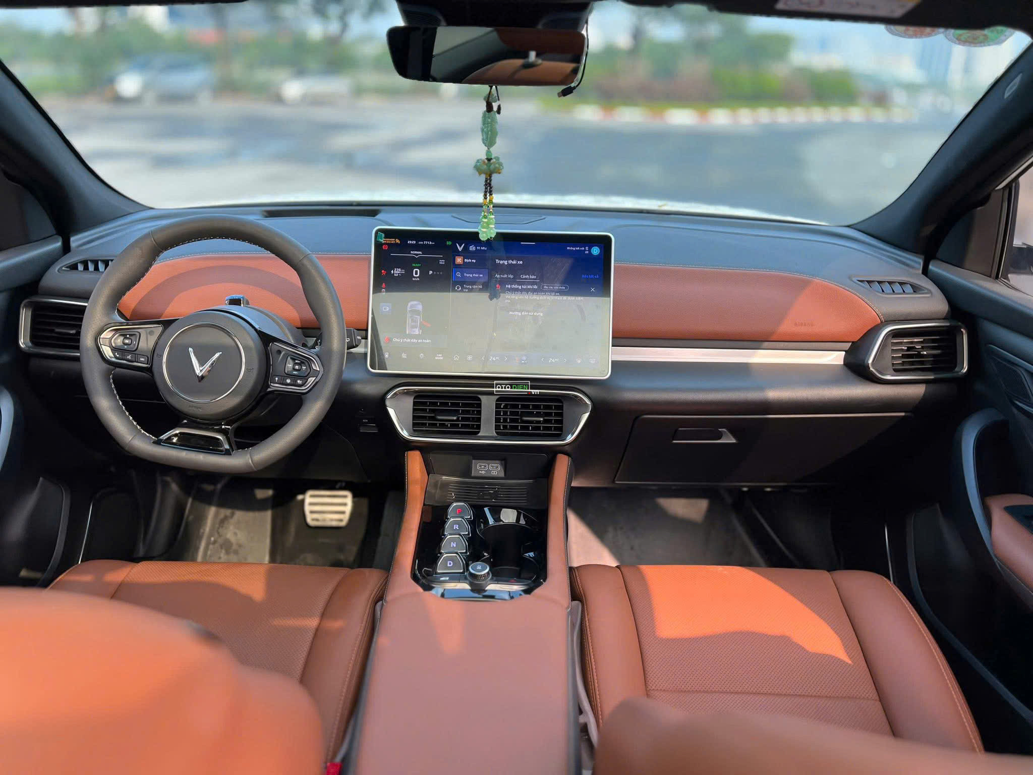 VinFast VF8 2025 Plus - 15000 km3