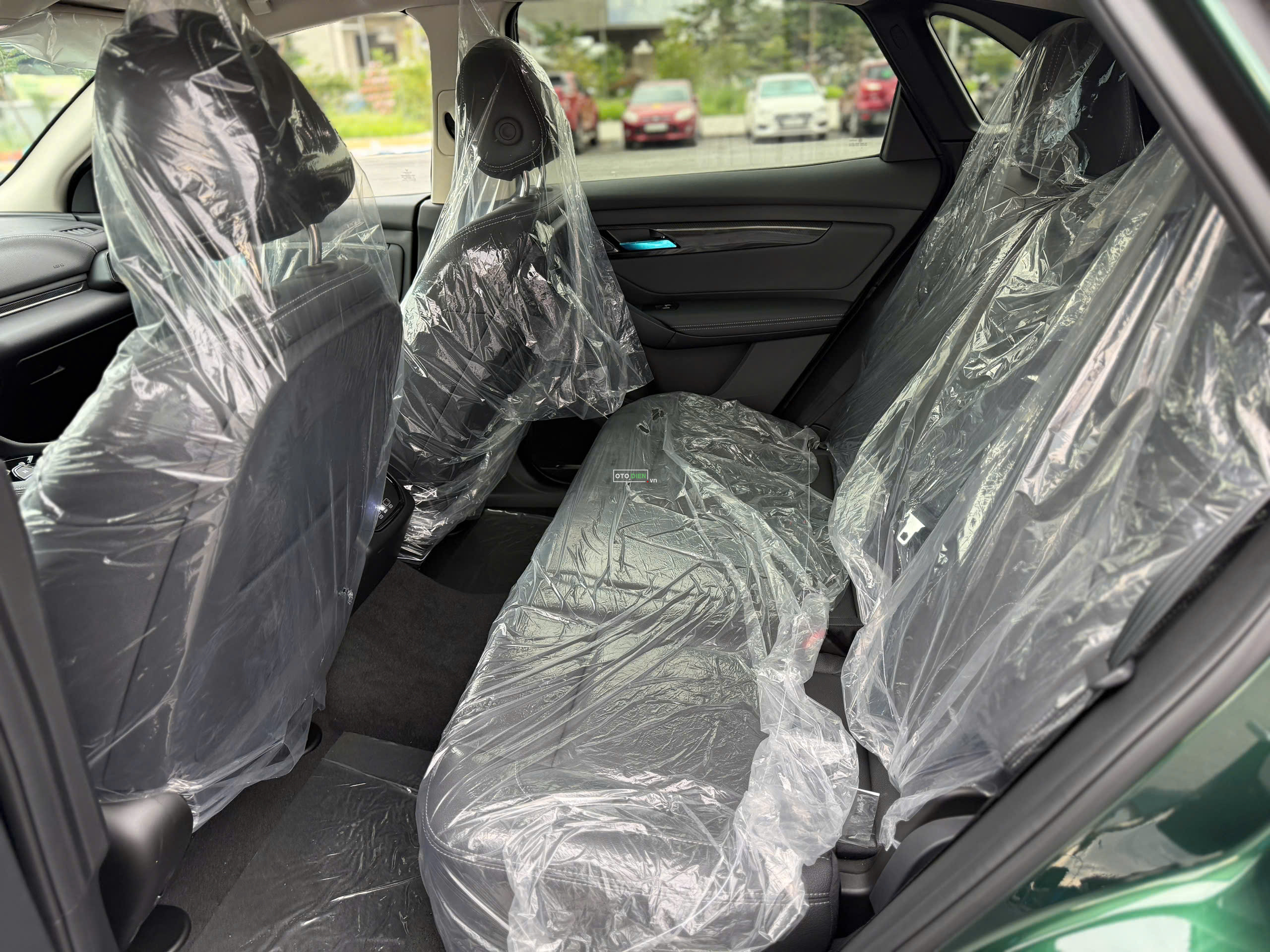 VinFast VF8 2024 Eco - 25 km4