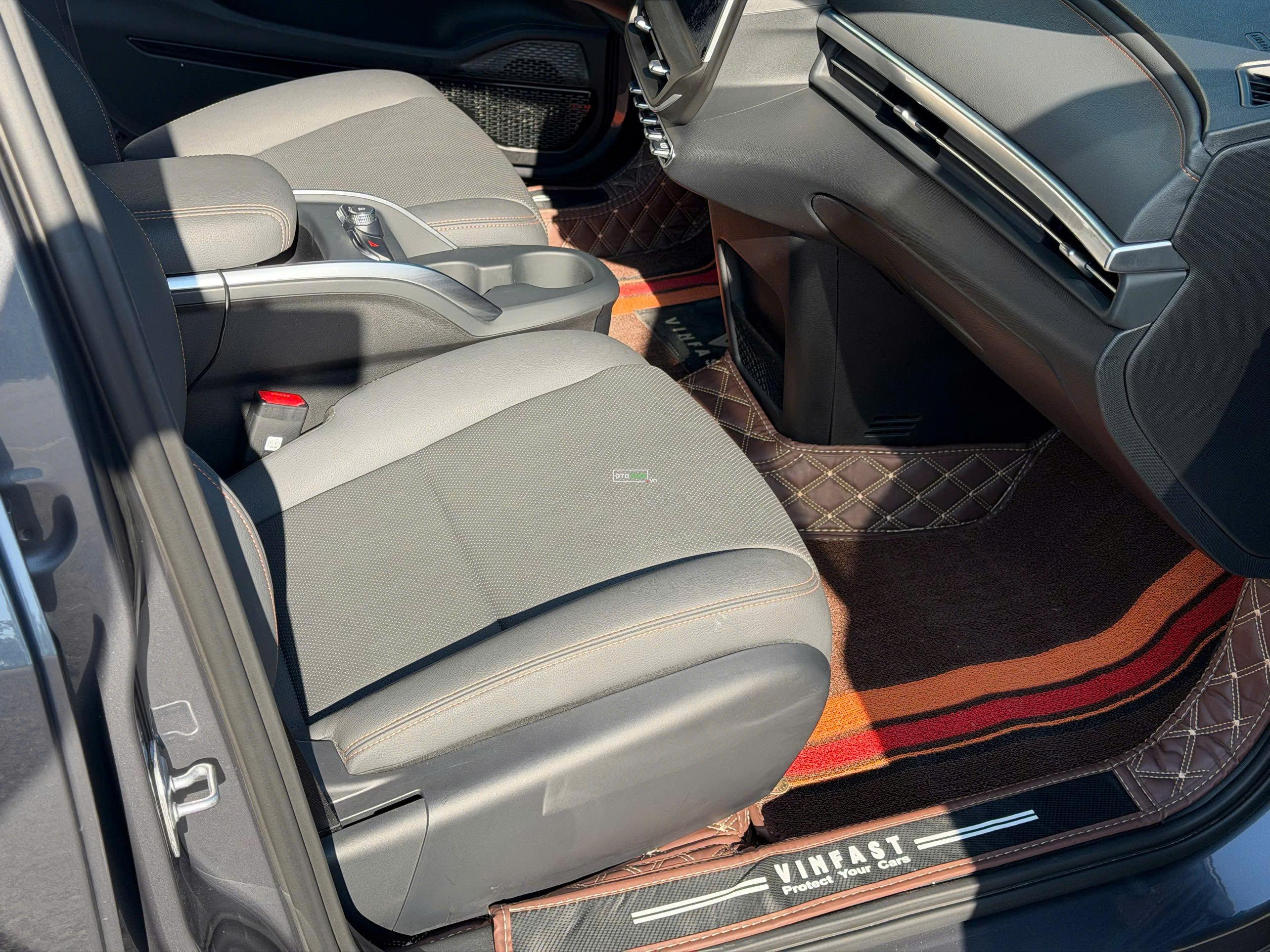 VinFast VF6 2025 Plus - 5888 km6