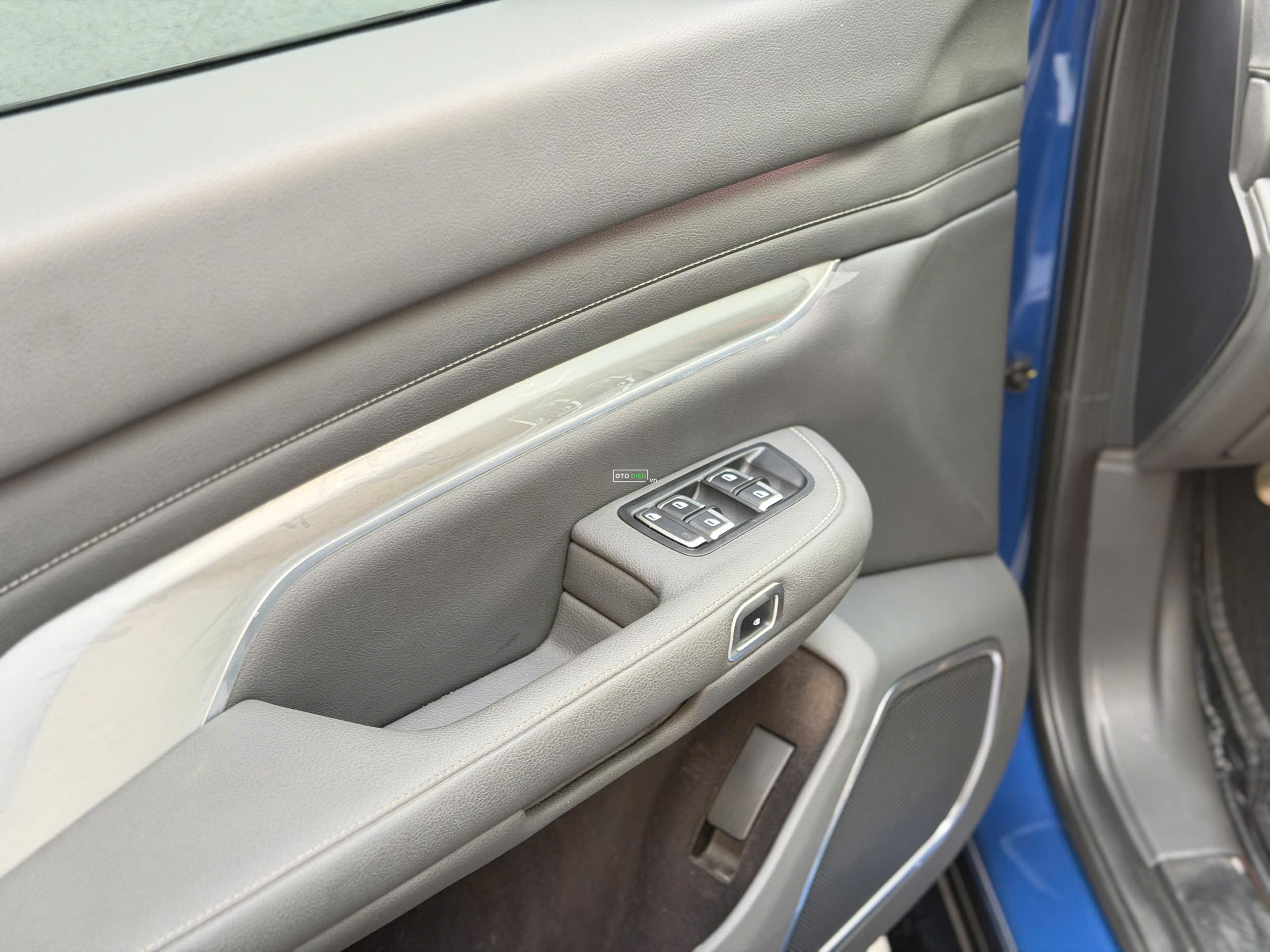 VinFast VF9 2023 Eco - 23000 km2