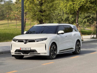 VinFast VF9 2025 Plus - 1500 km