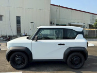 Sẵn xe VF3 màu trắng giao ngay