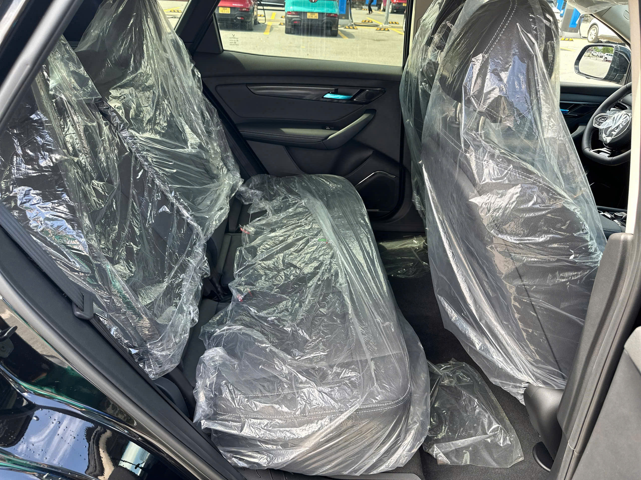 VinFast VF8 2024 Eco - 27 km6