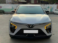 VinFast VF7 2025 Plus - 9000 km