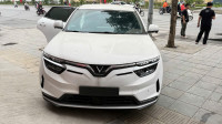 VinFast VF8 2024 Eco - 45000 km