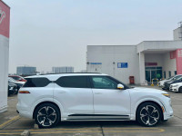 VinFast VF9 2025 Plus - 70 km
