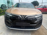 🔥🚗 VINFAST VF8 ECO ĐEN NÓC ĐỒNG – XE MỚI 100%!