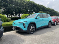 🚗𝐋𝐢𝐦𝐨 𝐠𝐫𝐞𝐞𝐧 𝐯𝐢𝐧𝟐𝟎𝟐𝟓 xanh ngọc lam