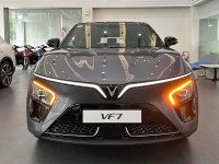 🚗 VinFast VF7 ECO 2025 – Xe Sẵn | Xám – Đen