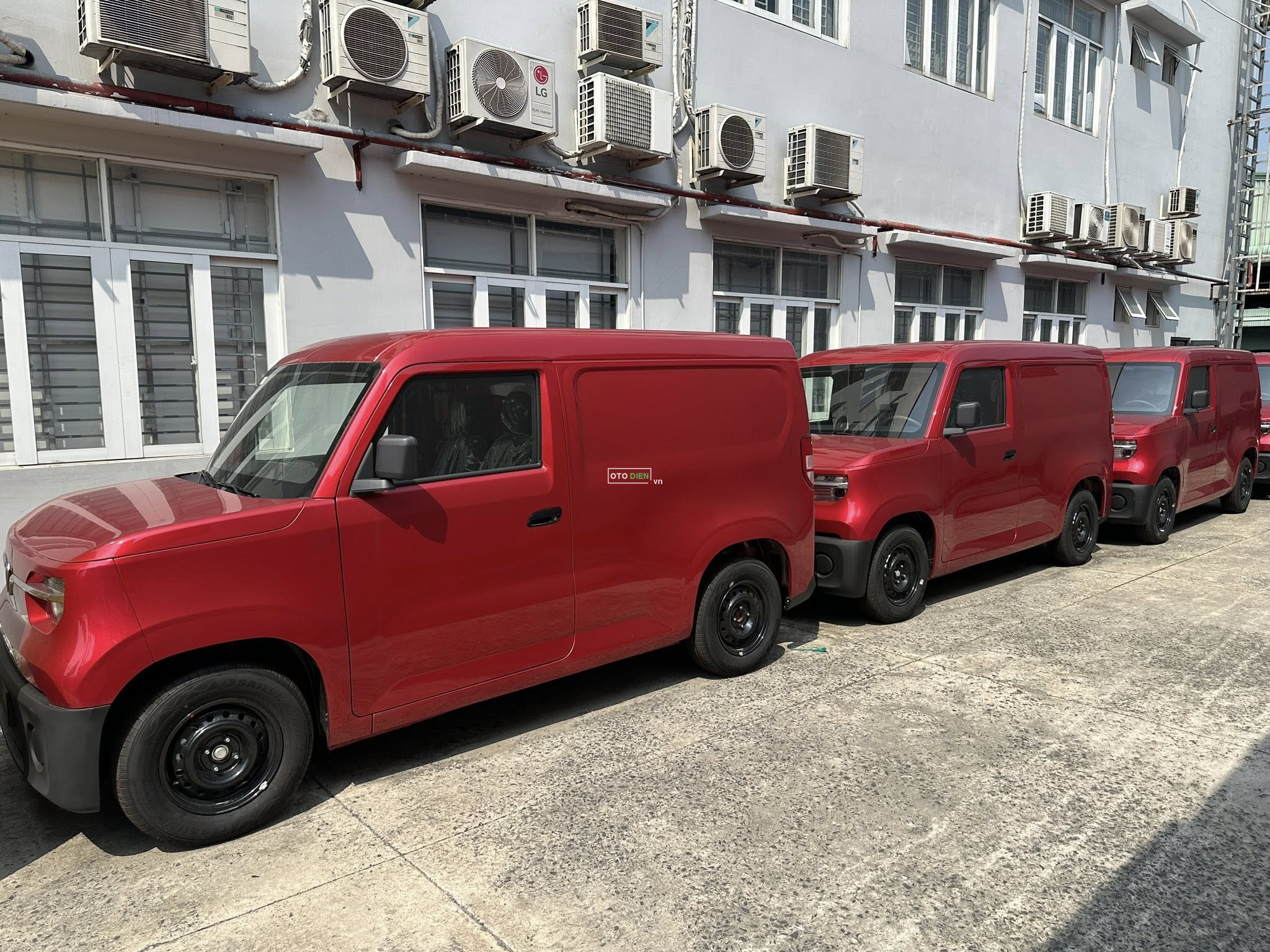 🤜🚐 VINFAST EC VAN – TRẢ TRƯỚC 36 TRIỆU NHẬN XE1
