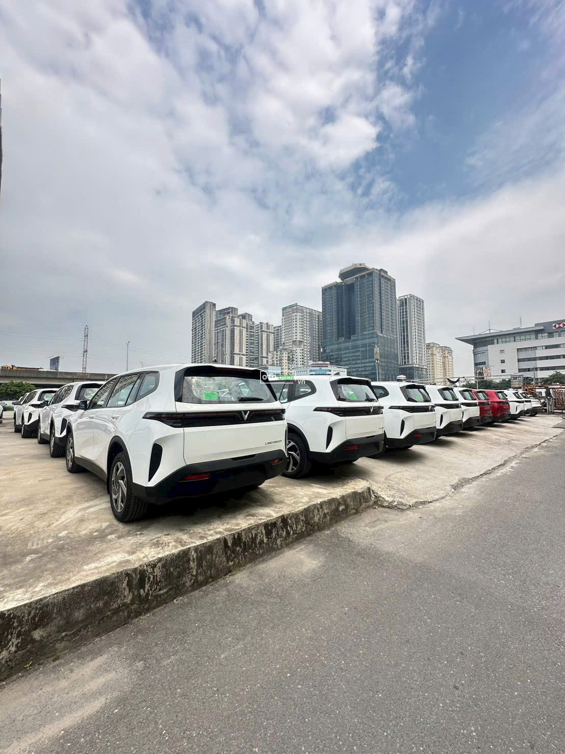 🚐 LIMO GREEN 2026 – Bảo hành pin 8 năm KGH KM 🔥2