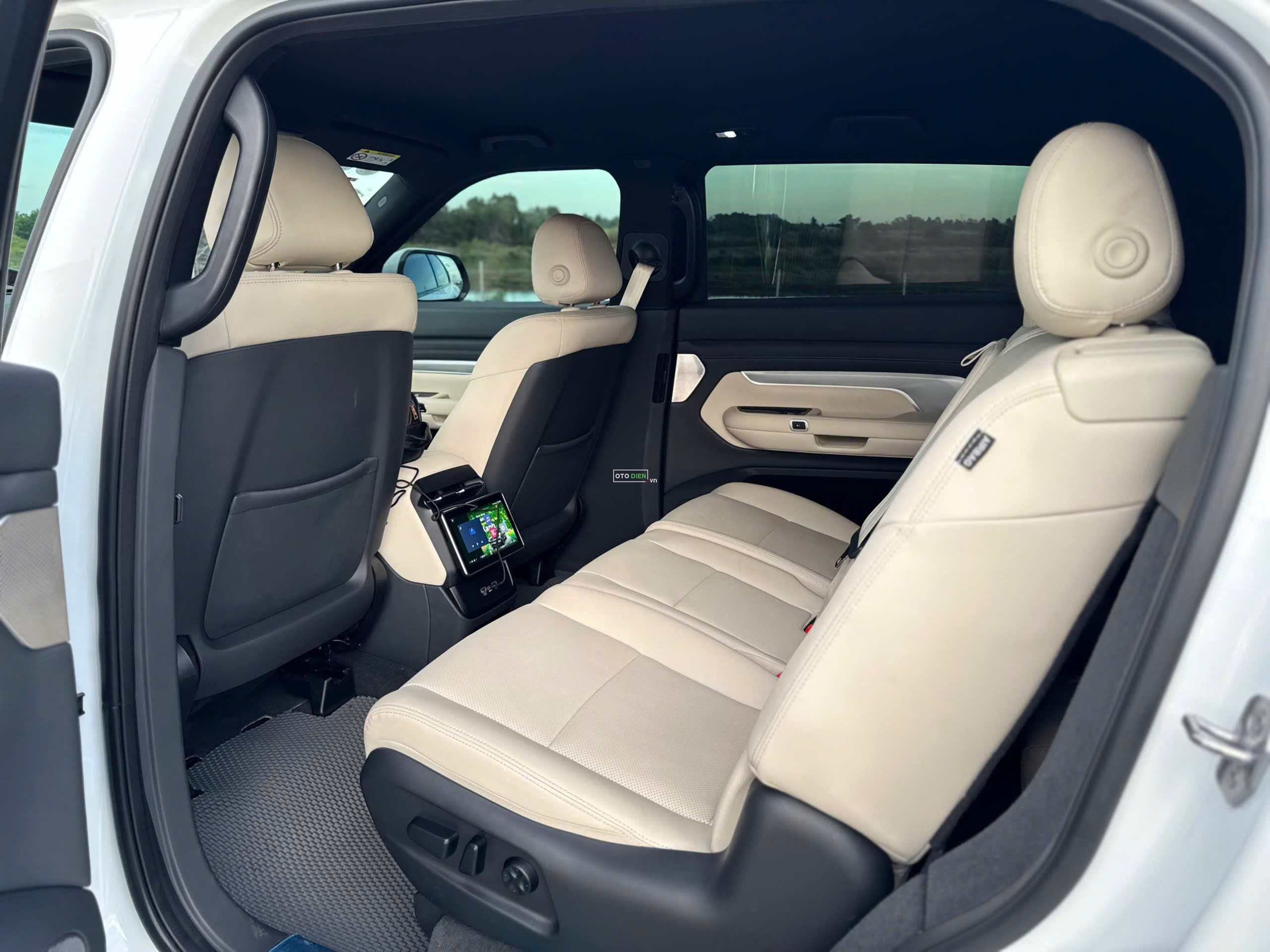 VinFast VF9 2025 Plus - 21000 km8