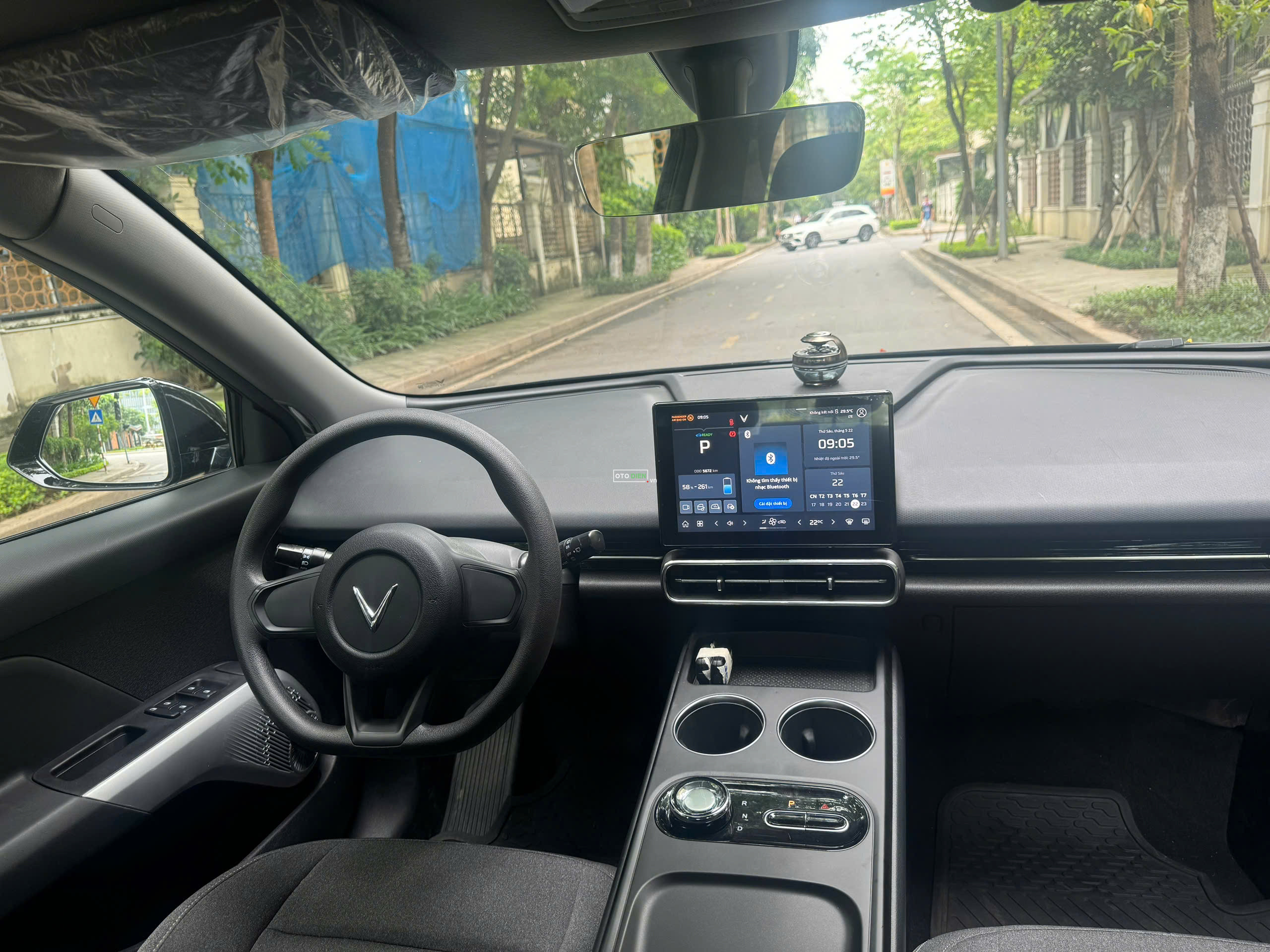 VinFast Limo Green 2025 - 5000 km6