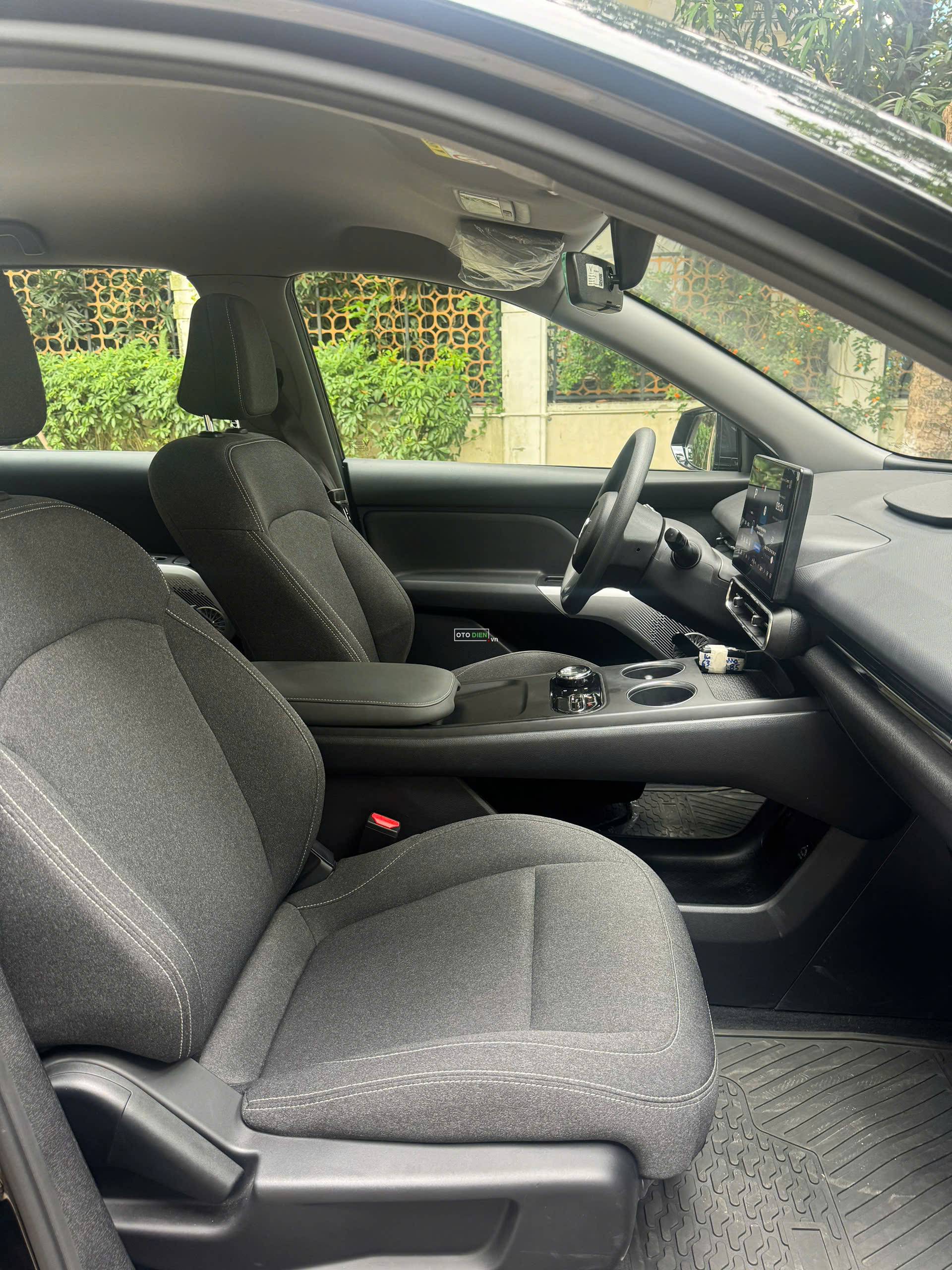 VinFast Limo Green 2025 - 5000 km7