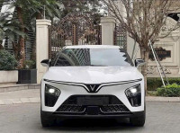 VinFast VF7 Plus 2026 SUV điện cao cấp mới 100% giao ngay