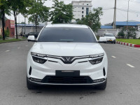 VinFast VF8 2025 Plus - 2000 km