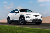 VinFast VF6 Plus 2026 SUV điện cao cấp mới 100% ưu đãi tốt