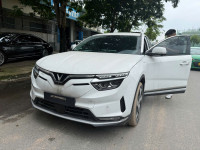VinFast VF8 2024 Eco - 46000 km
