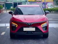 VinFast VF7 2025 Eco - 10000 km
