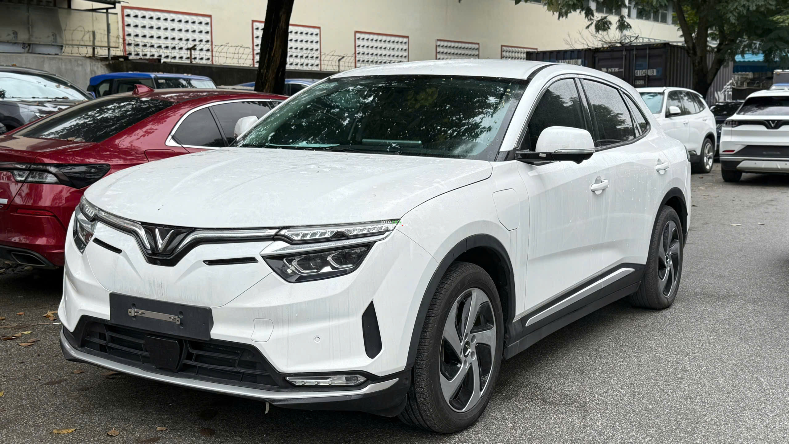 VinFast VF8 2023 Eco - 40000 km1