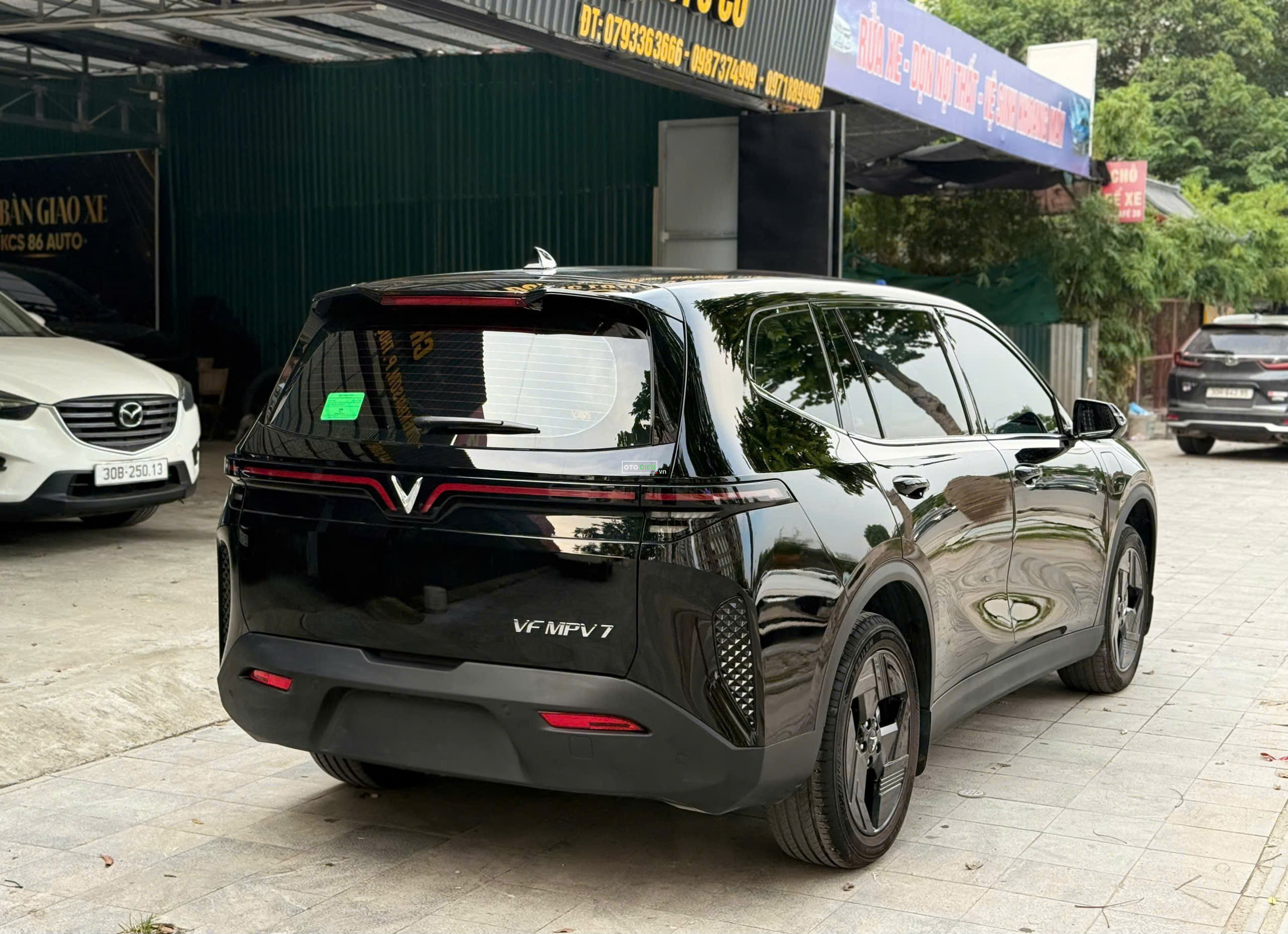 VinFast VF MPV 7 2026 - 7000 km4