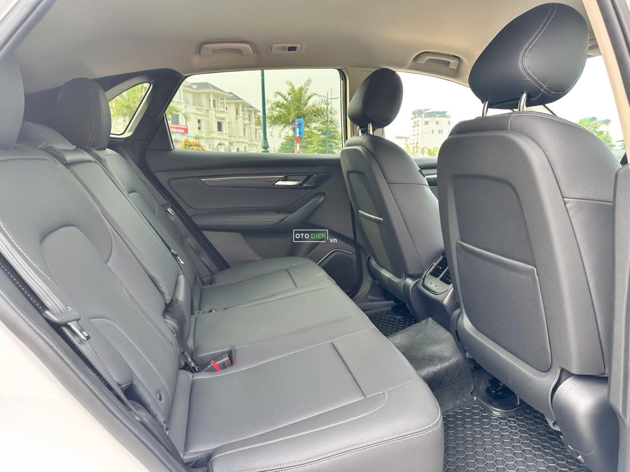 VinFast VF8 2026 Eco - 3500 km7