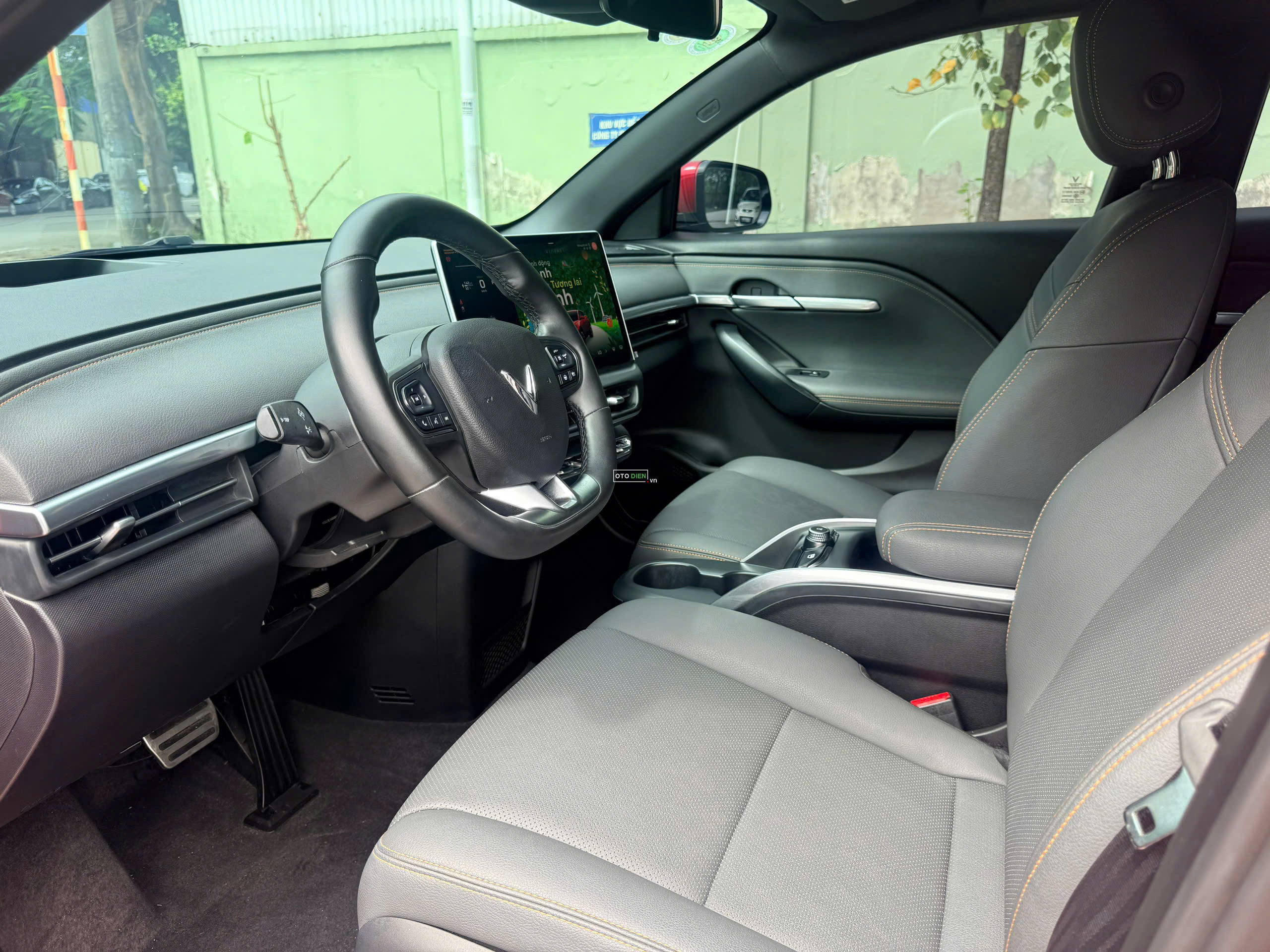 VinFast VF6 2025 Plus - 14000 km4