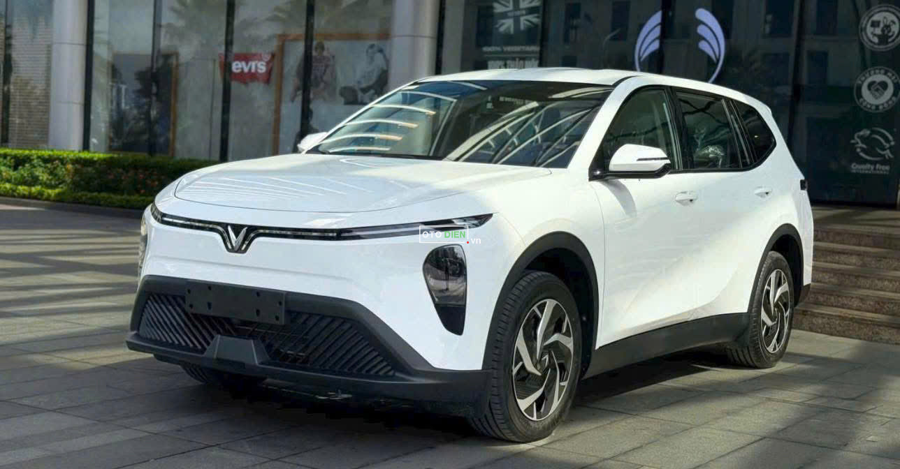 ⚡ VinFast Limo Green 7 Chỗ Giá Tốt Nhất Hôm Nay – Sẵn Xe, Giao Nhanh Toàn Quốc1